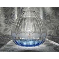 LsG-Crystal Skleněná váza modrá broušená s 12 x Swarovski krystal moderní tvar...